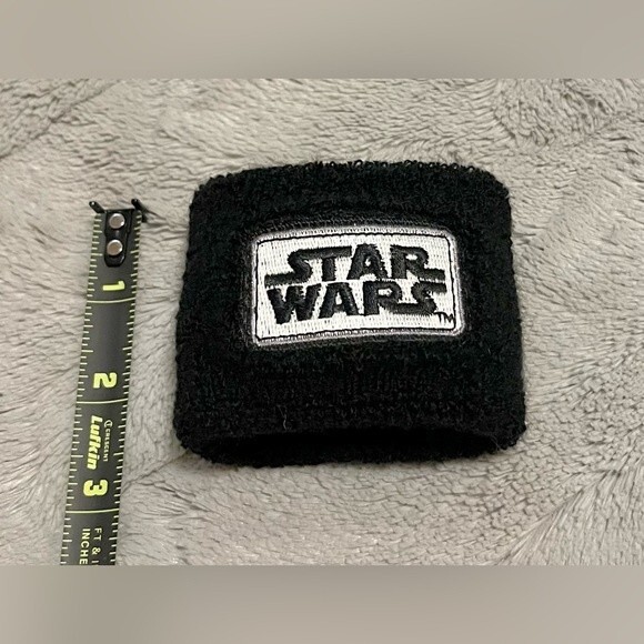 Vintage Y2K 2004 Lucasfilm STARWARS Wrist Cuff - Picture 2 of 4